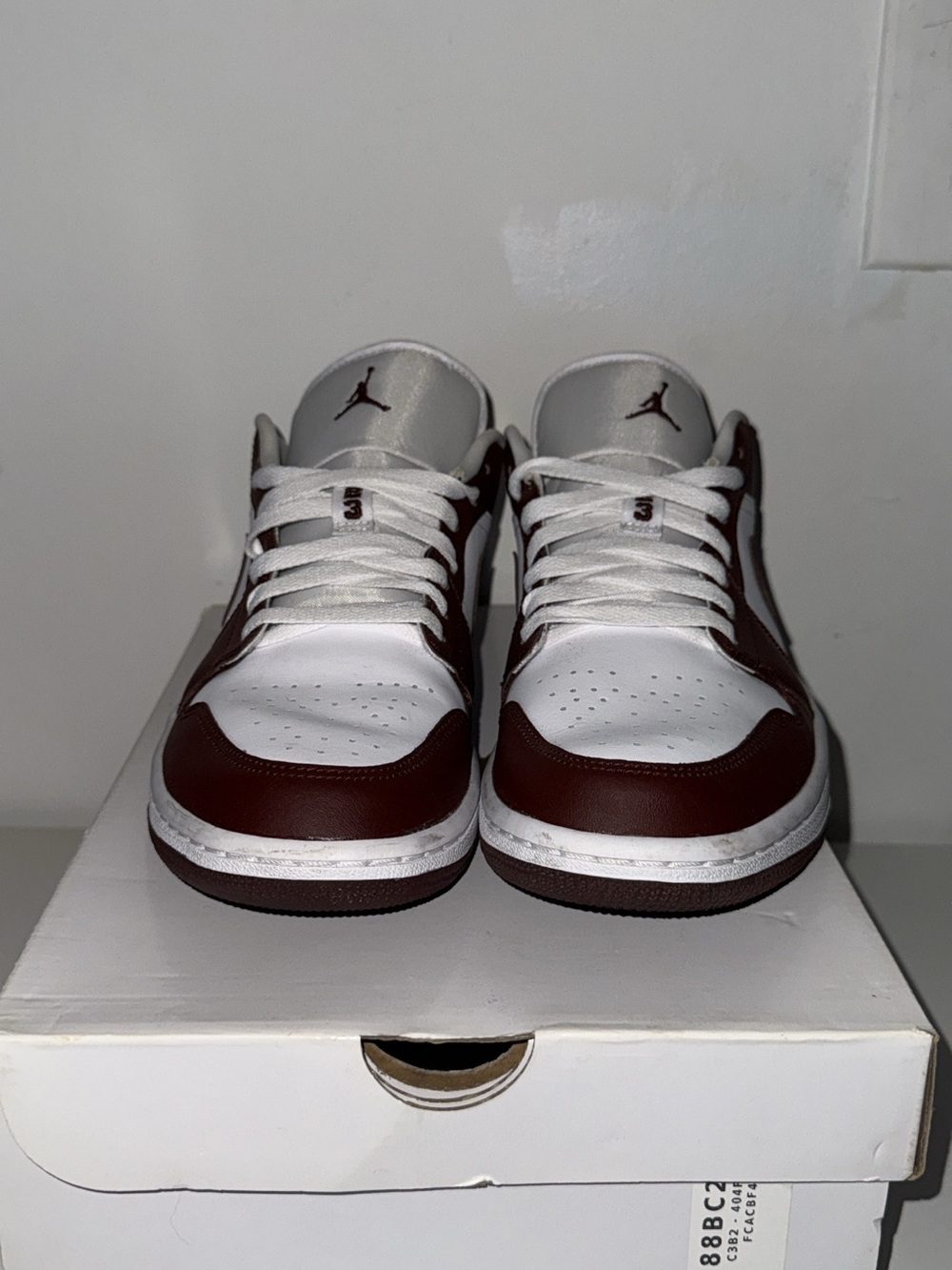 Nike Air Jordan Low women’s Sneakers in White and Dark Brown